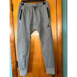 Jordan Youth Basketball Sz L Gray Black Jumpman Cuffed Joggers Sweats Sweatpants
